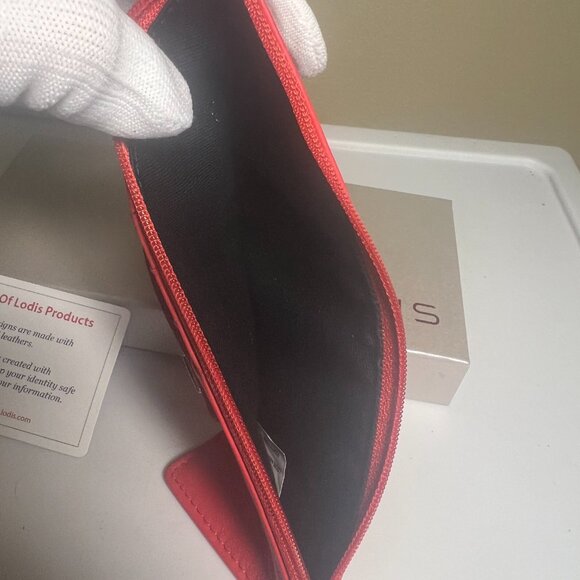 Brand New: LODIS  Julia Long RFID Leather Card Wallet Red Clutch 3x7.5. 35 - Picture 3 of 6